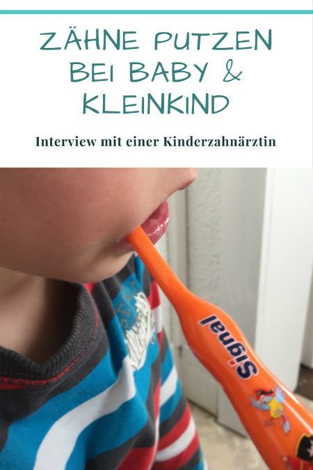 Zähne putzen beim Baby