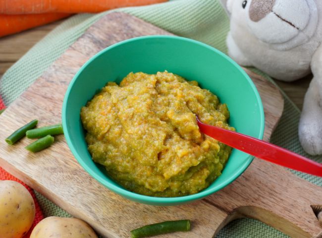 babybrei-gruene-bohnen-karotten-kartoffeln-rinderhack