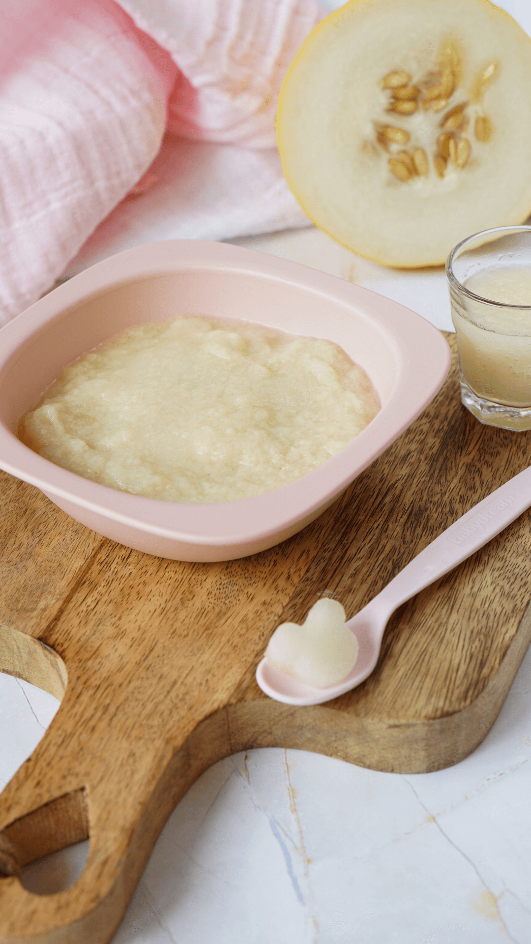 Babybrei mit Getreideflocken und Honigmelone