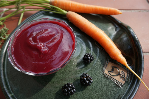nachmittagsbrei-mit-moehren-und-Brombeeren nachmittagsbrei-mit-moehren-und-Brombeeren