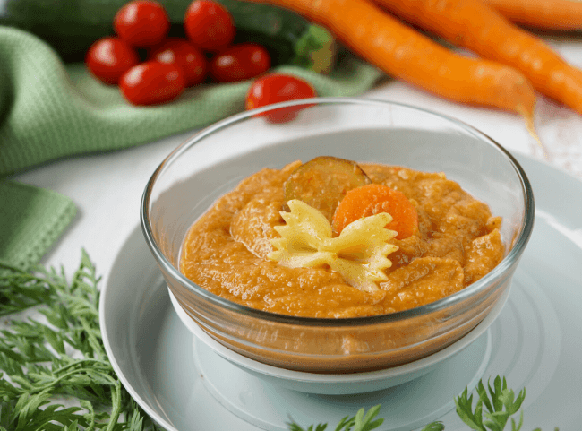 Babybrei-Rezept für Mama und Baby: Nudeln mit Gemüsesauce