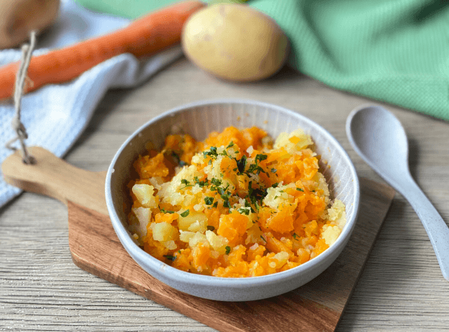 Möhren-Kartoffelgemüse kochen für Mama und Kind