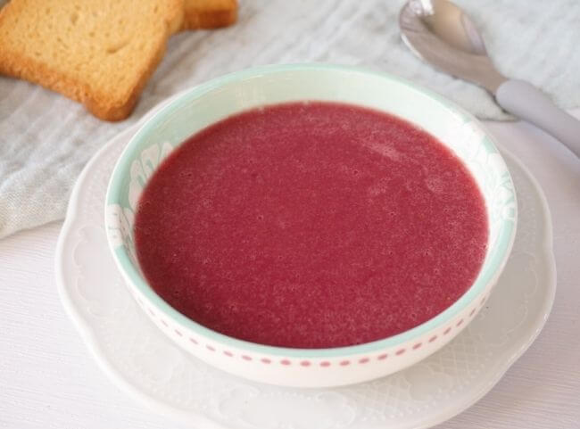 Beeren-Bananen-Suppe