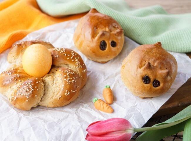 Rezept für einen zuckerfreien Hefeteig mit Datteln