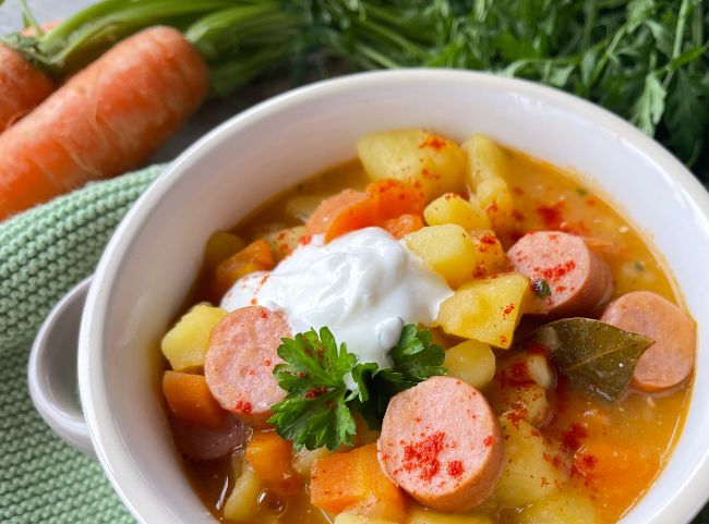 Kartoffelgulasch mit Wiener