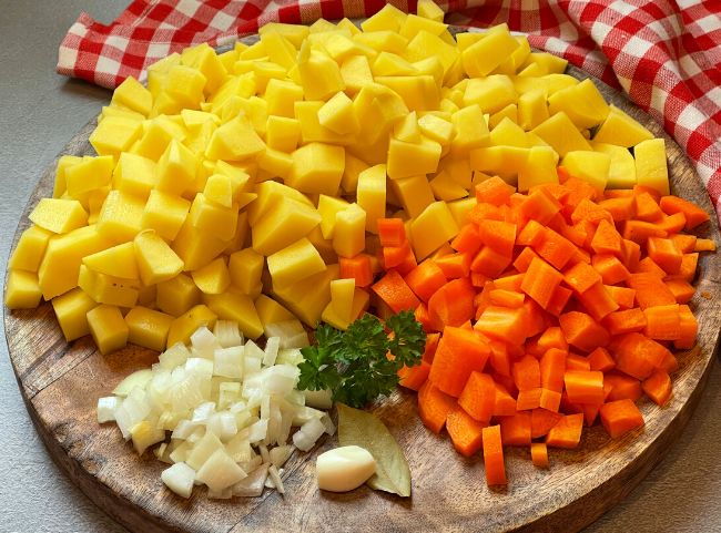 Kartoffelgulasch Rezept